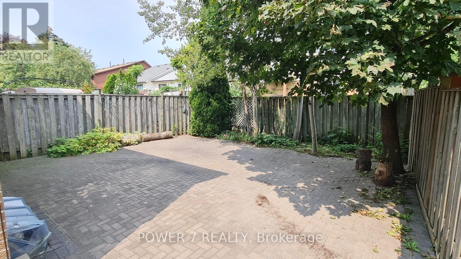 139 Carolbreen Square, Toronto, ON - Outdoor