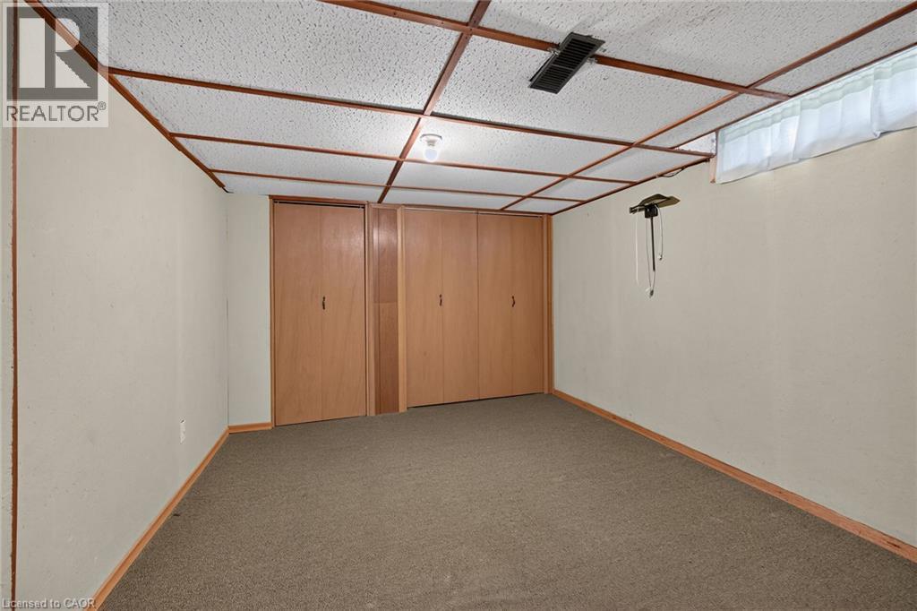 70 Bishopsgate Avenue, Hamilton, ON - Indoor Photo Showing Other Room