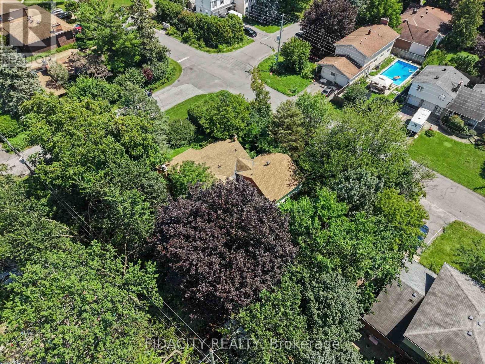 6 Malcolm Place, Ottawa, ON - Outdoor With View