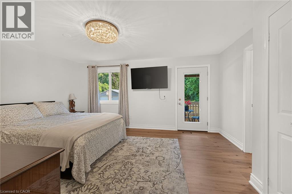 58 Unity Side Road, Caledonia, ON - Indoor Photo Showing Bedroom
