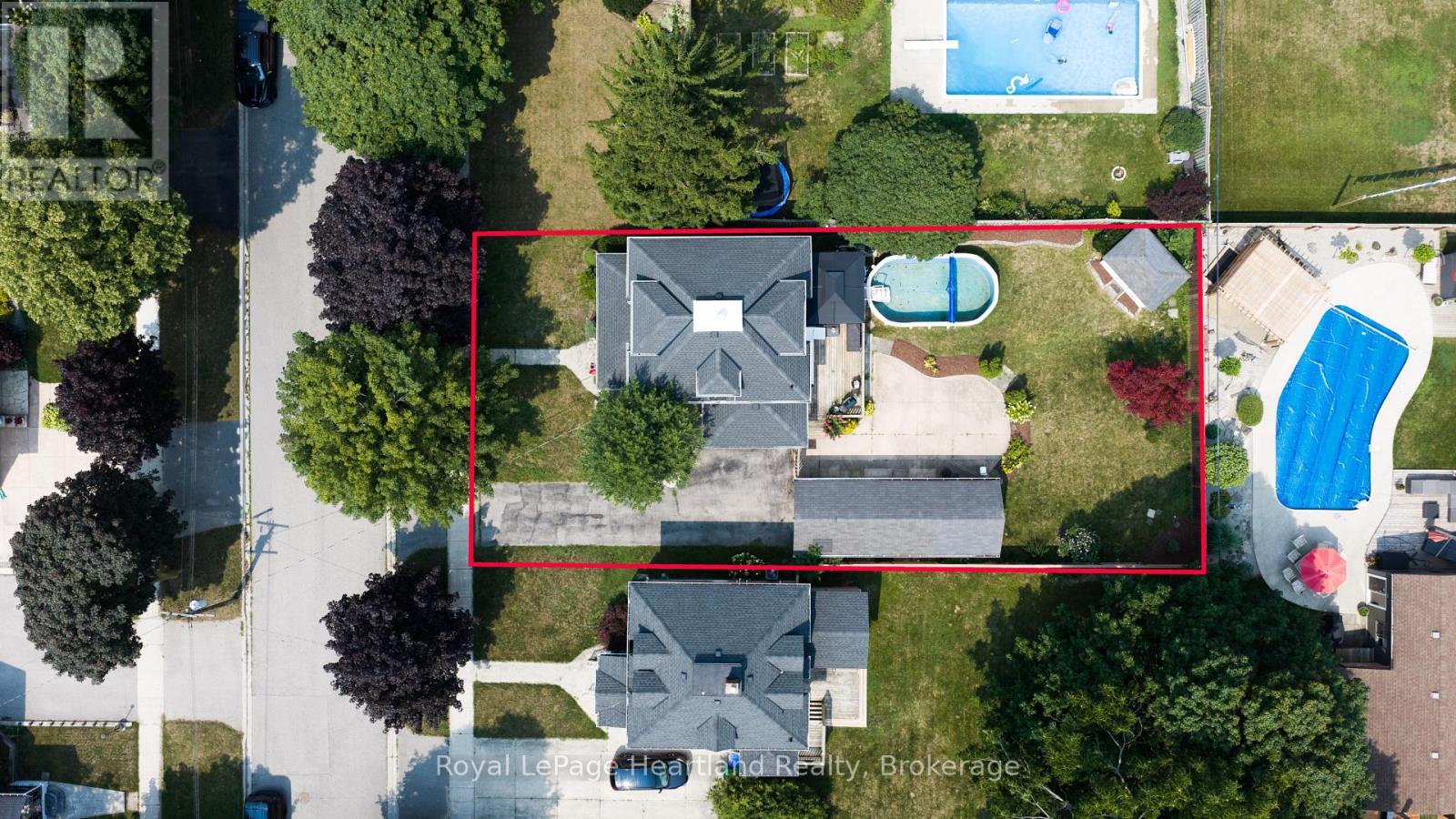 187 Cameron Street, Goderich (Goderich (Town)), ON - Outdoor With In Ground Pool With View
