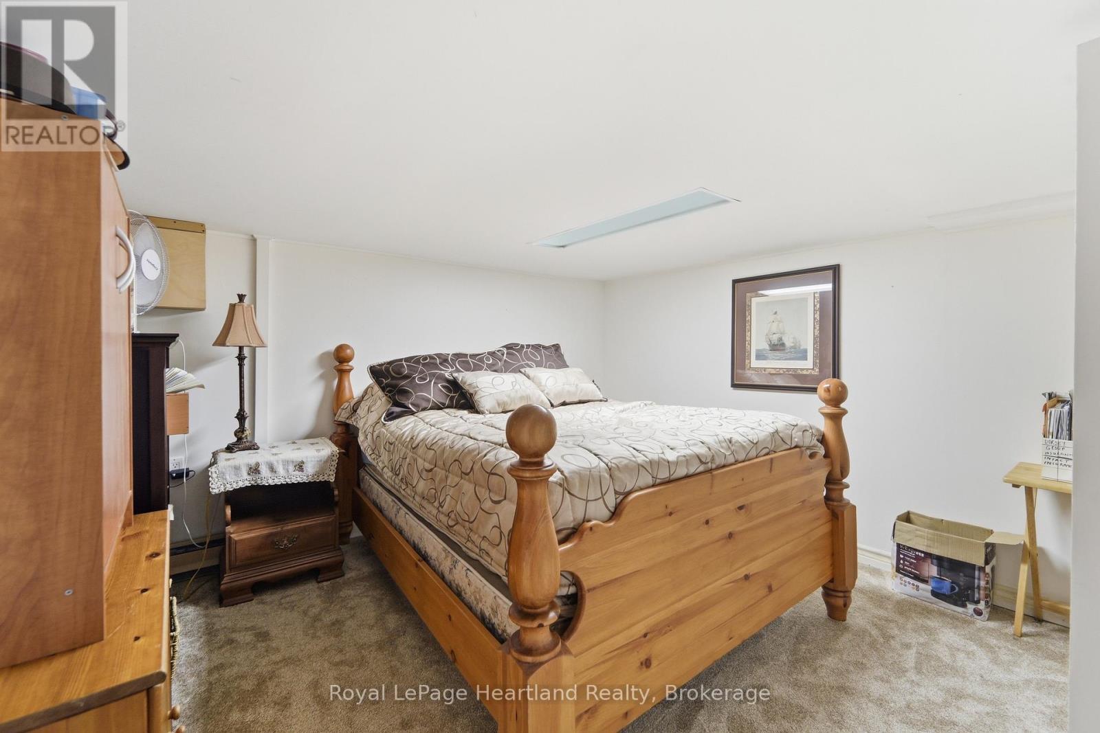 187 Cameron Street, Goderich (Goderich (Town)), ON - Indoor Photo Showing Bedroom