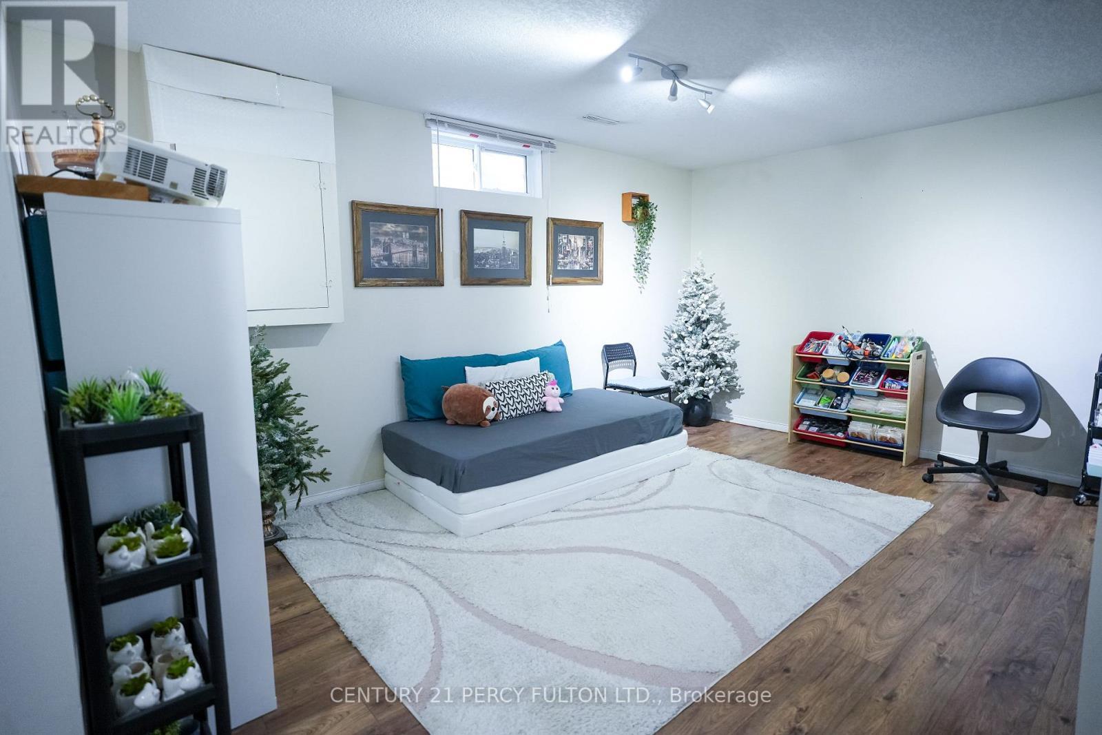 333 Rosette Drive, Waterloo, ON - Indoor