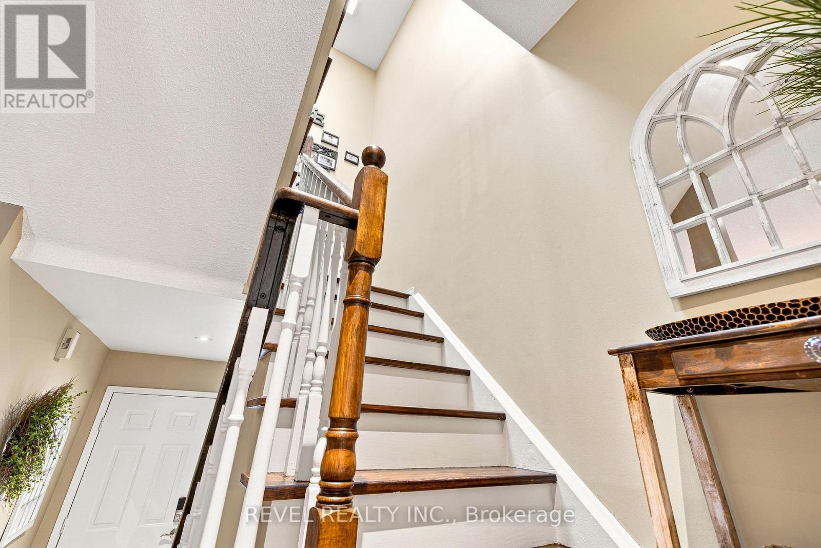 89 - 2 Sir Lou Drive, Brampton, ON - Indoor Photo Showing Other Room