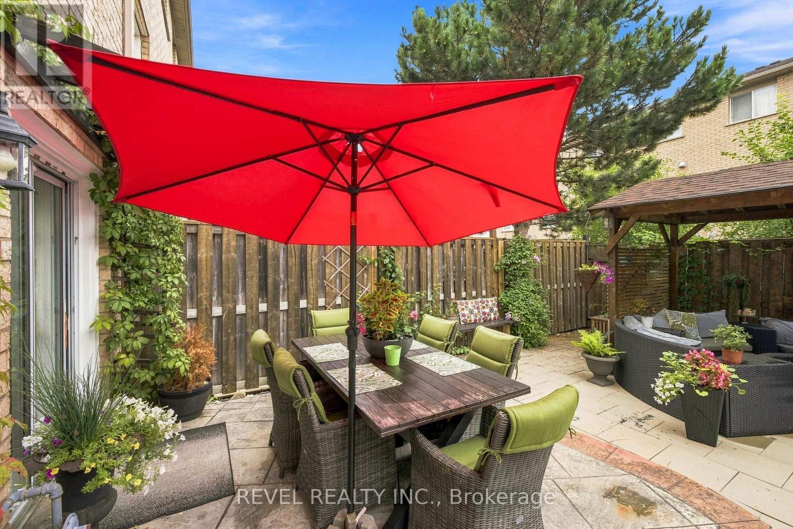 89 - 2 Sir Lou Drive, Brampton, ON - Outdoor