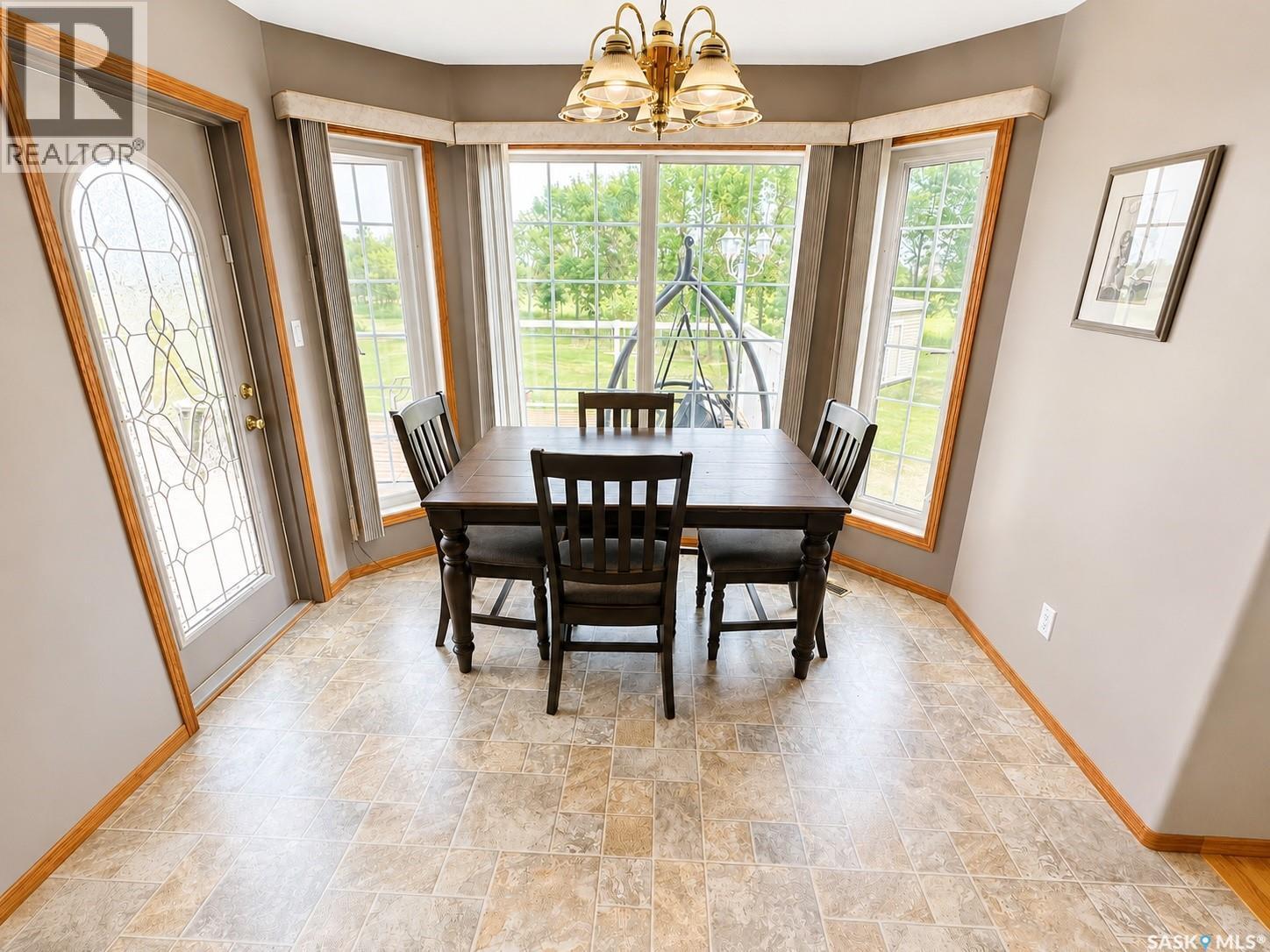 Mcdonald Acreage, Weyburn Rm No. 67, SK - Indoor Photo Showing Dining Room