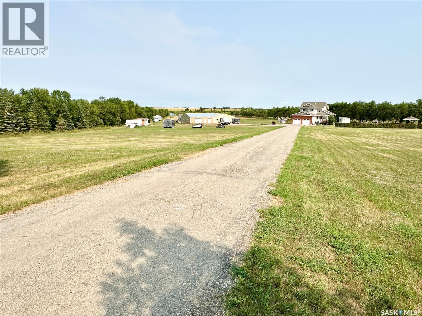 Mcdonald Acreage, Weyburn Rm No. 67, SK - Outdoor With View