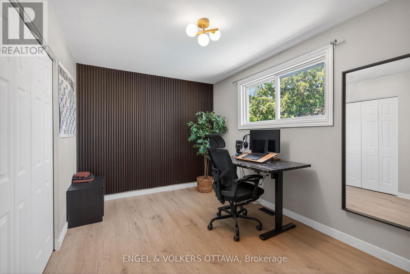 2265 Samuel Drive, Ottawa, ON - Indoor Photo Showing Office