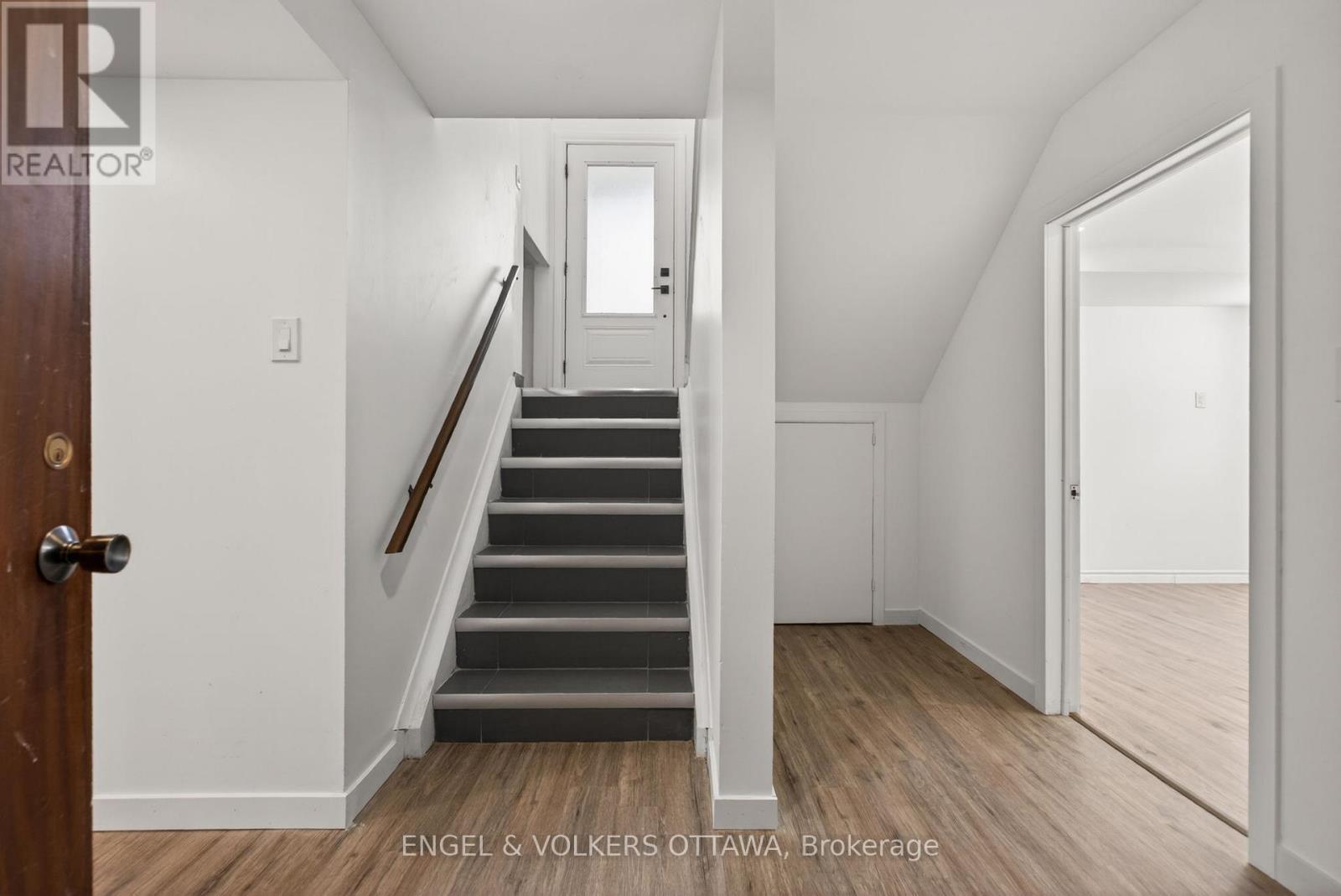 2265 Samuel Drive, Ottawa, ON - Indoor Photo Showing Other Room