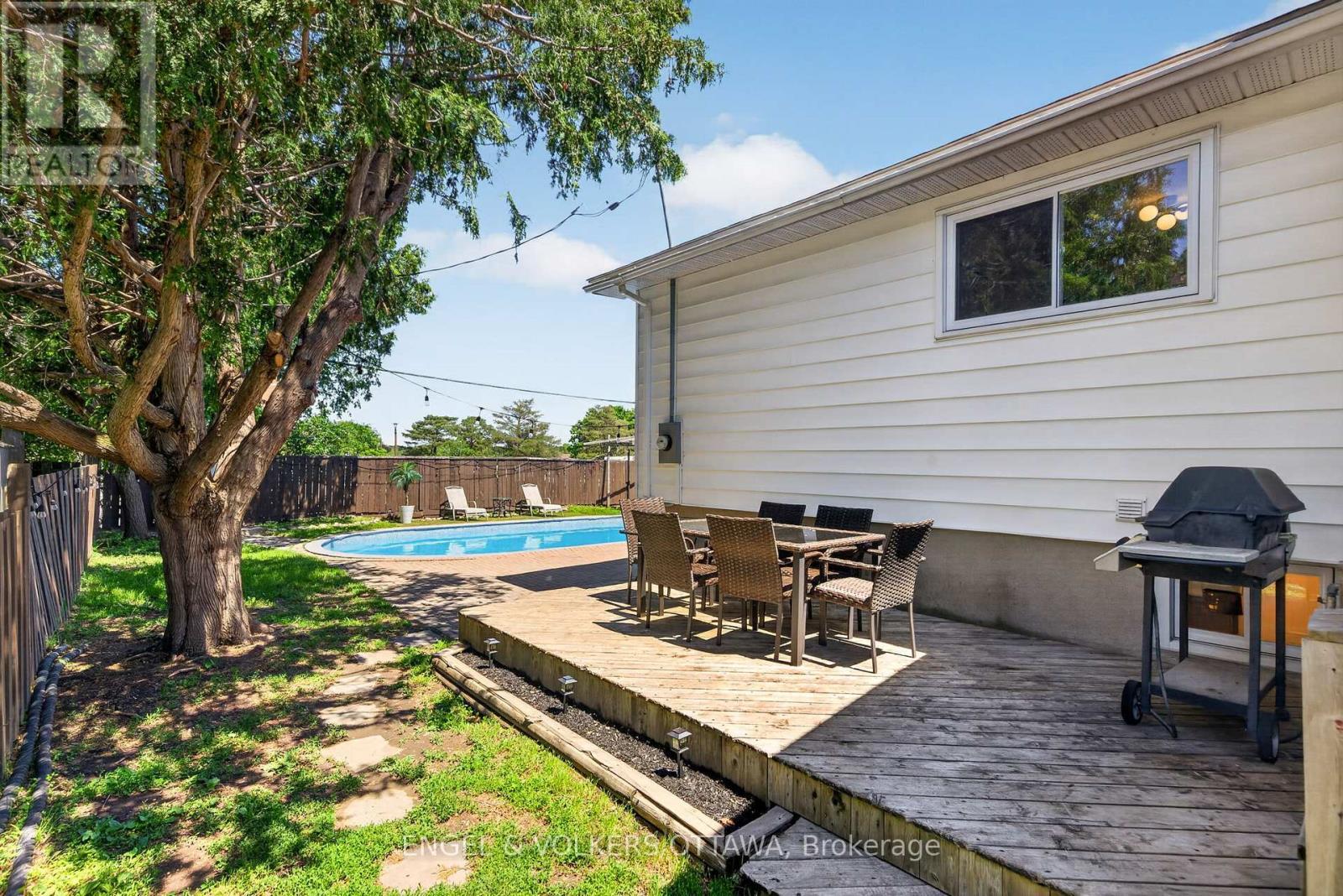 2265 Samuel Drive, Ottawa, ON - Outdoor With In Ground Pool With Deck Patio Veranda With Exterior