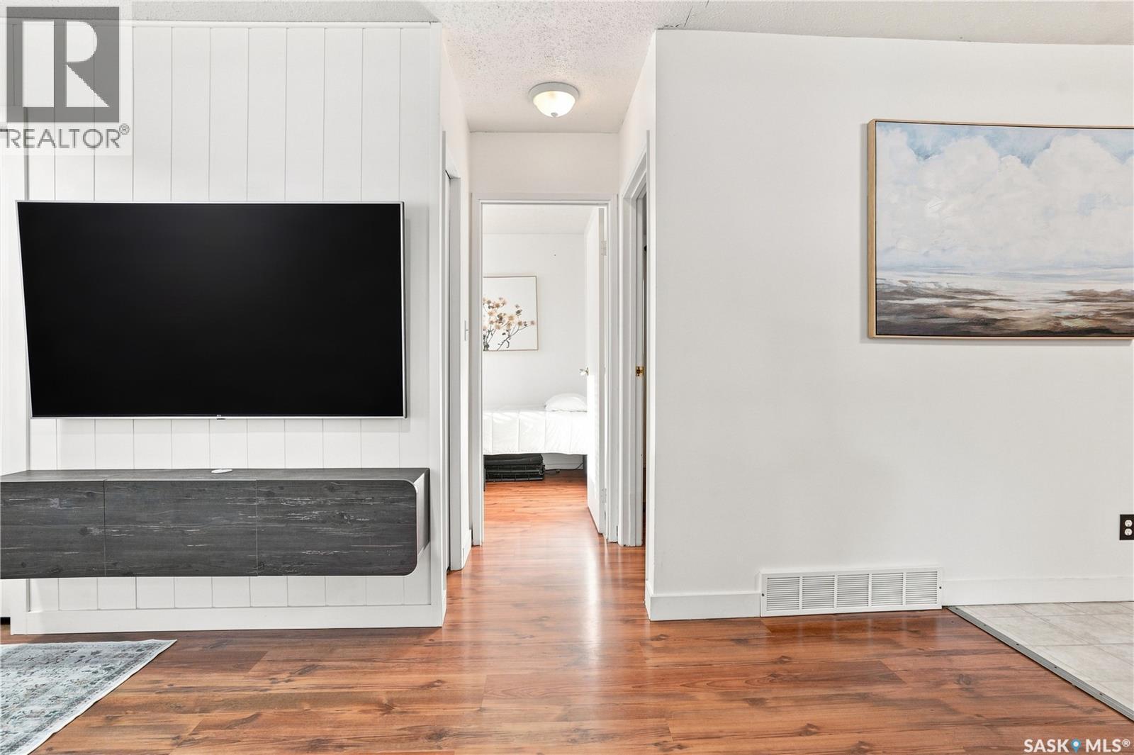 1605 Central Avenue, Saskatoon, SK - Indoor Photo Showing Other Room