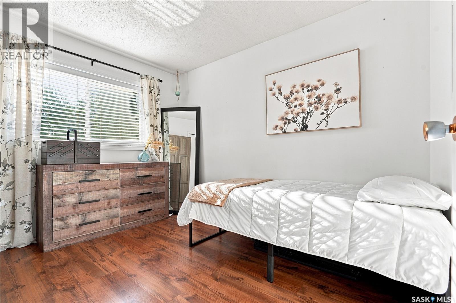 1605 Central Avenue, Saskatoon, SK - Indoor Photo Showing Bedroom