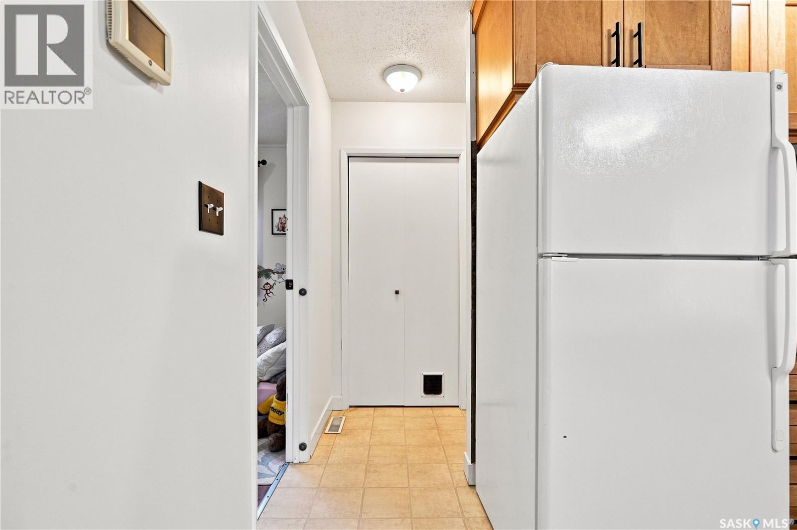 1605 Central Avenue, Saskatoon, SK - Indoor Photo Showing Other Room