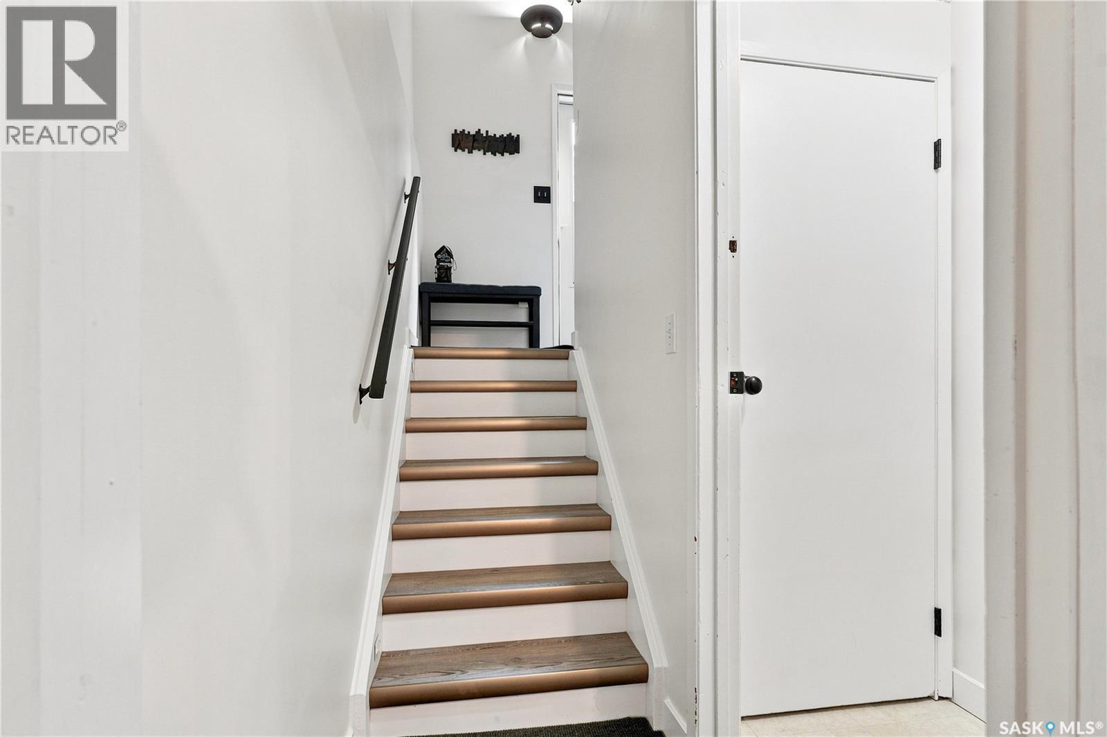 1605 Central Avenue, Saskatoon, SK - Indoor Photo Showing Other Room