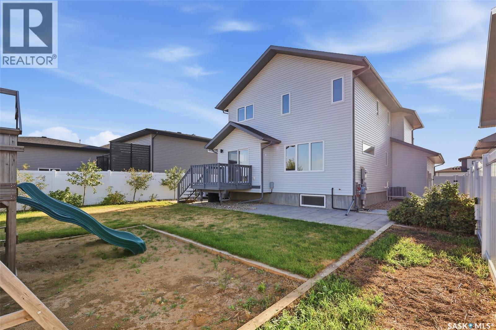 812 1St Avenue N, Warman, SK - Outdoor With Deck Patio Veranda