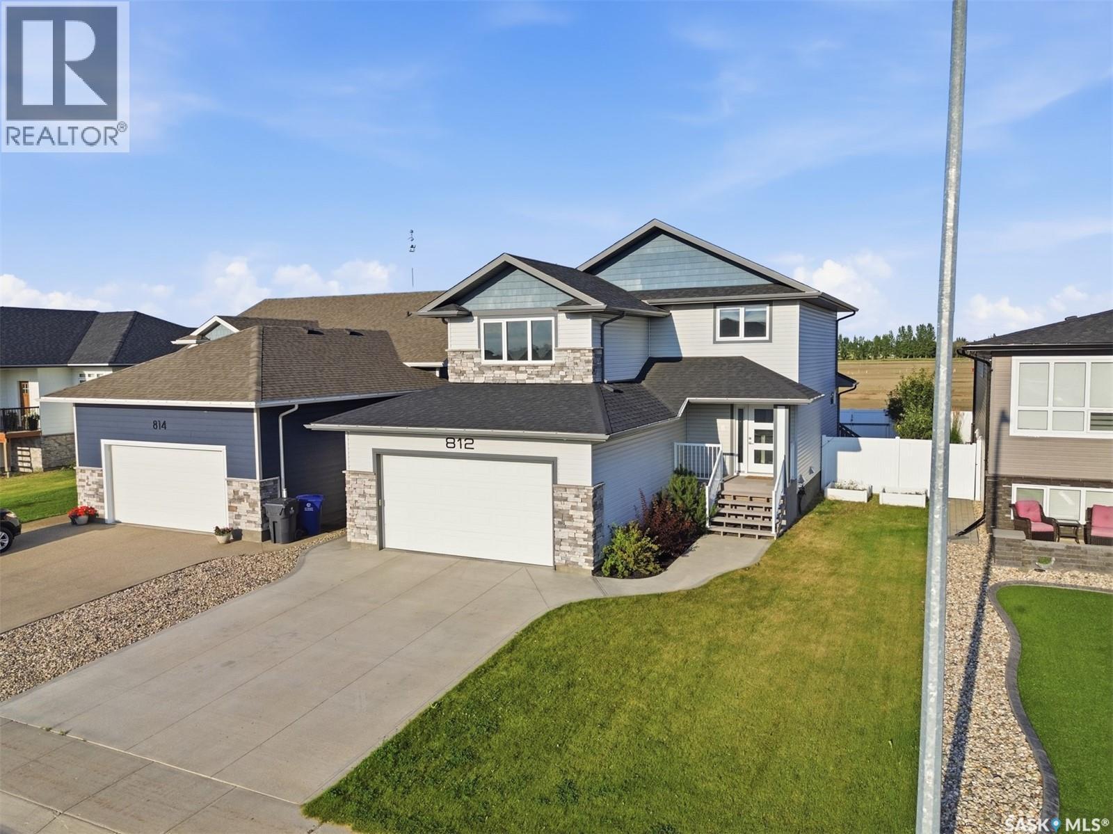 812 1St Avenue N, Warman, SK - Outdoor