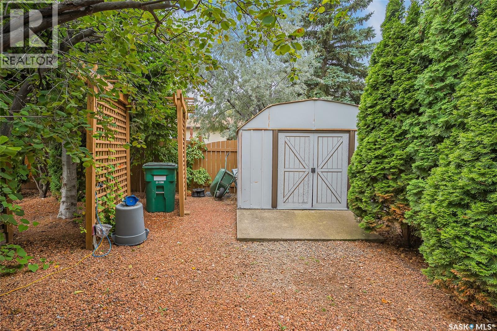 223 Egnatoff Crescent, Saskatoon, SK - Outdoor