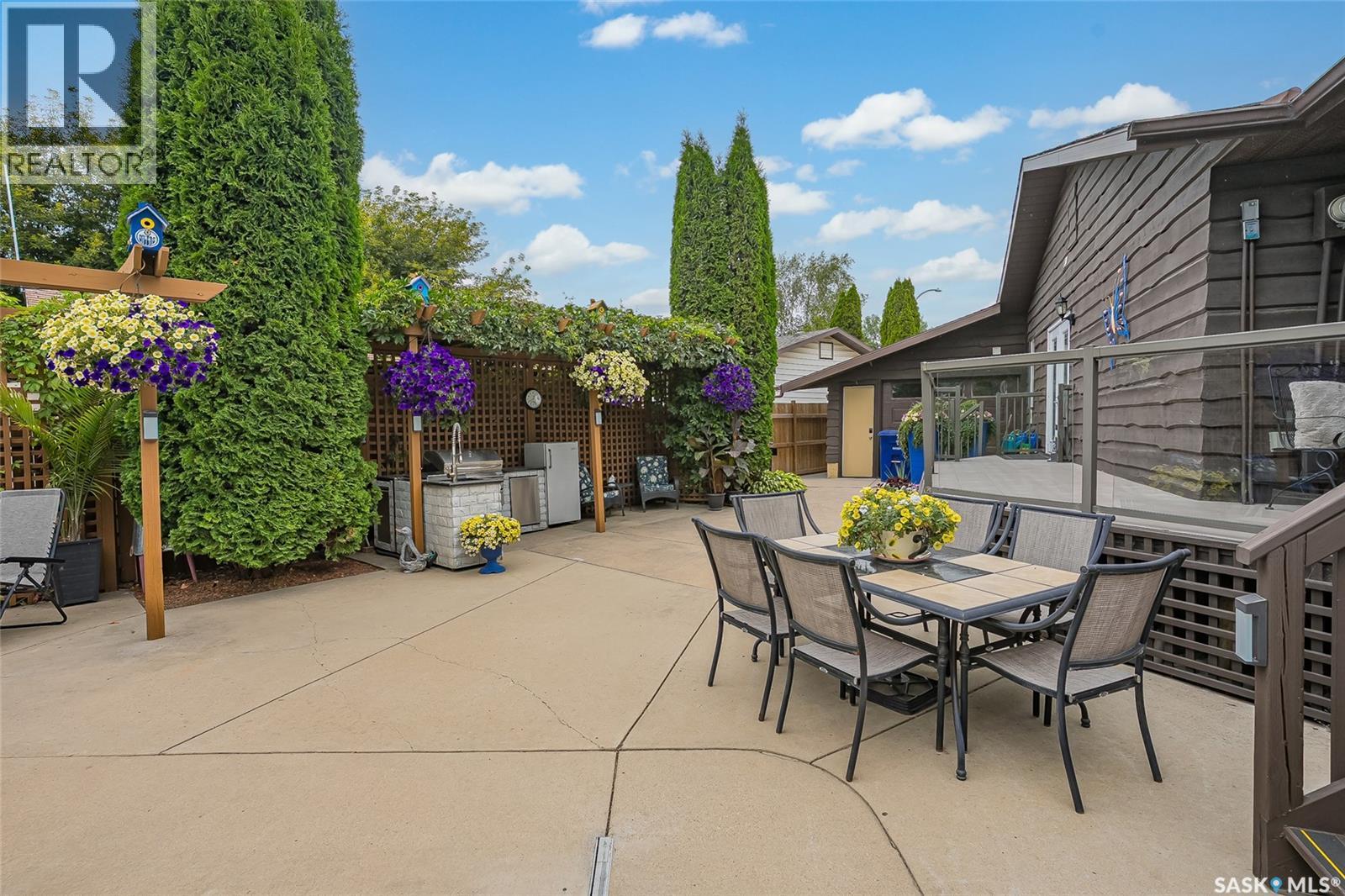 223 Egnatoff Crescent, Saskatoon, SK - Outdoor With Deck Patio Veranda