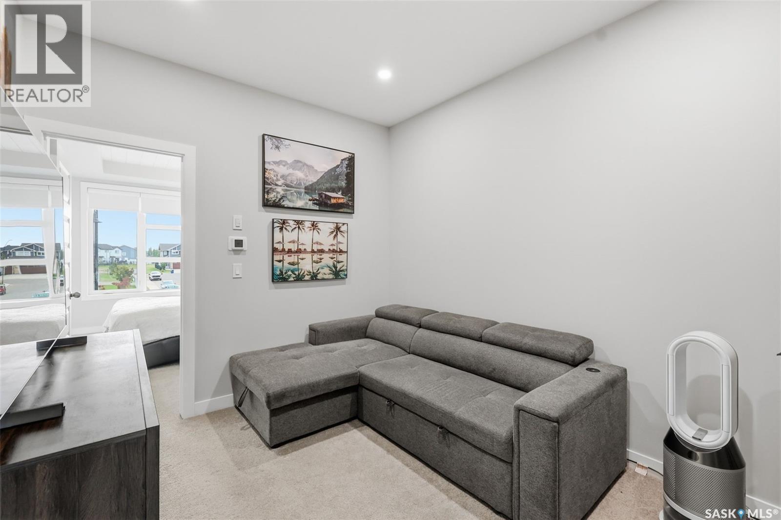 258 Brighton Boulevard, Saskatoon, SK - Indoor