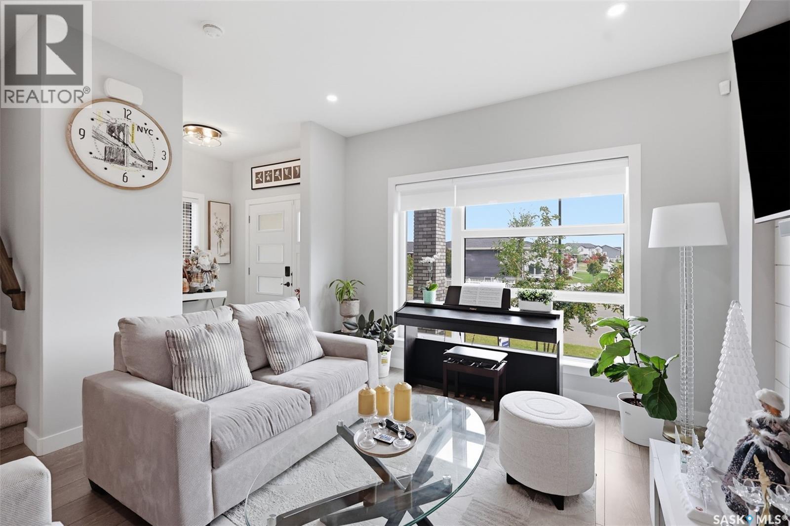 258 Brighton Boulevard, Saskatoon, SK - Indoor