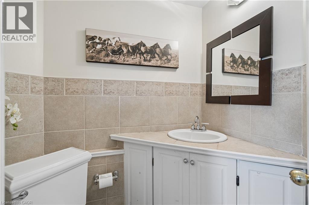 695 Front Road, Pickering, ON - Indoor Photo Showing Bathroom