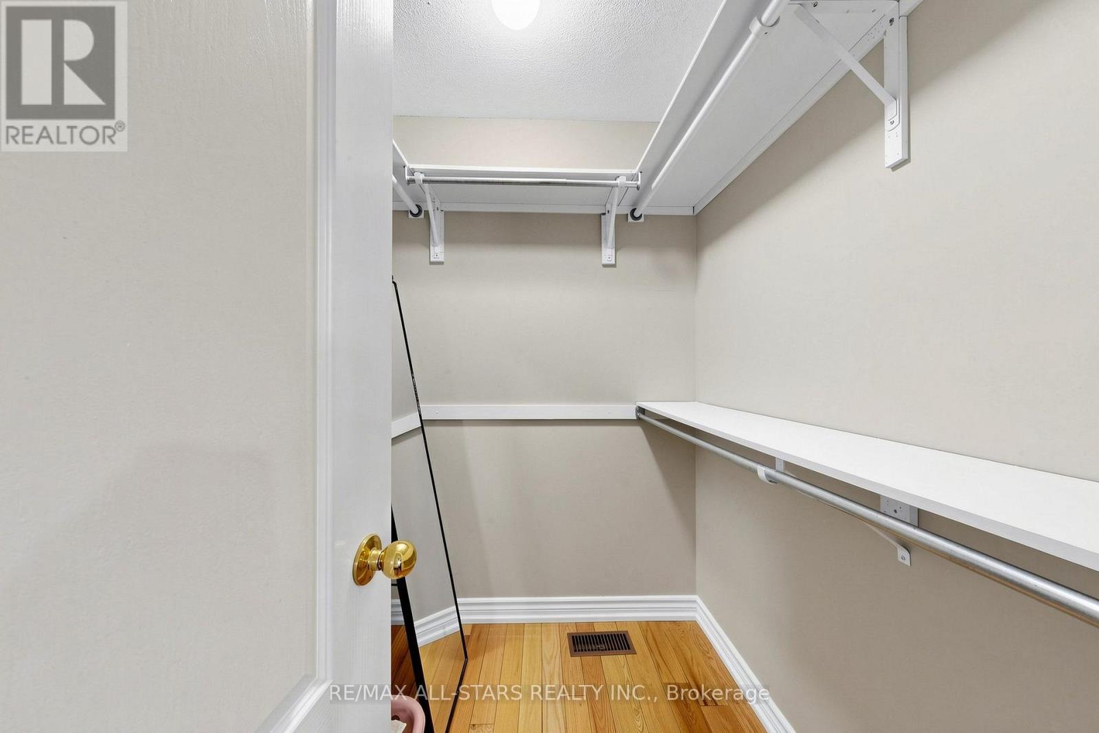 13 Boulderbrook Drive, Toronto, ON - Indoor With Storage