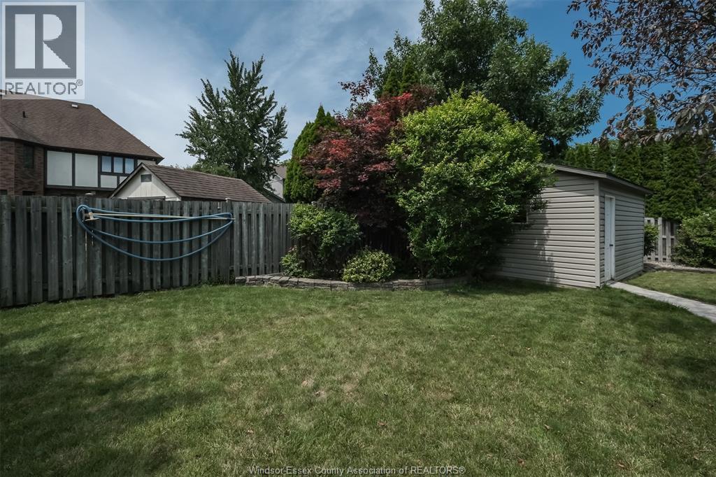 1747 Chornoby Crescent, Tecumseh, ON - Outdoor