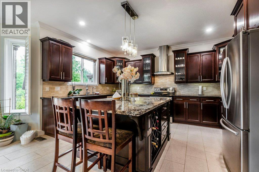 14 Anastasia Drive, Kitchener, ON - Indoor Photo Showing Kitchen With Upgraded Kitchen