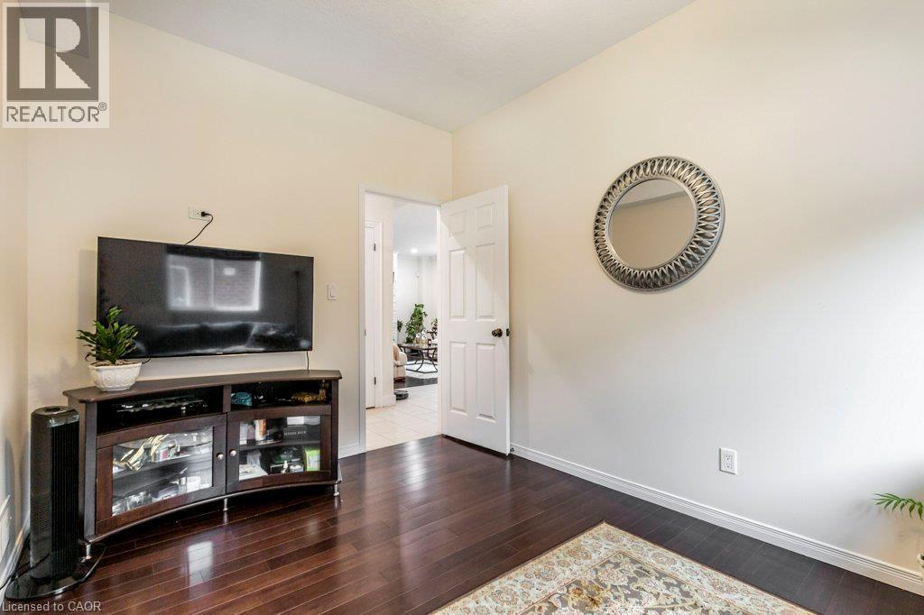 14 Anastasia Drive, Kitchener, ON - Indoor
