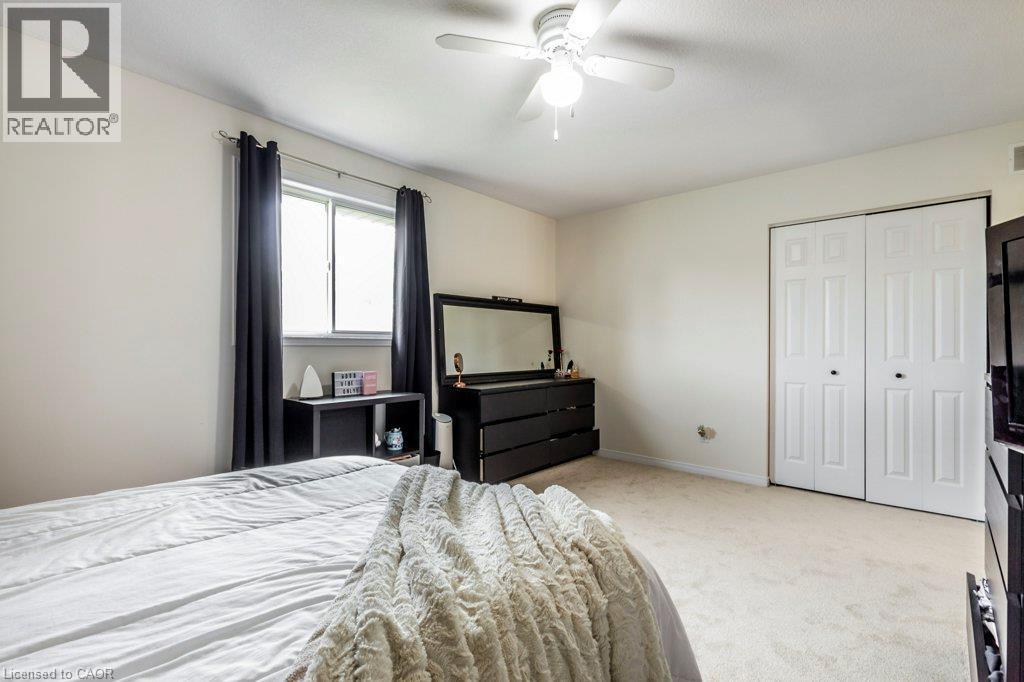 14 Anastasia Drive, Kitchener, ON - Indoor Photo Showing Bedroom