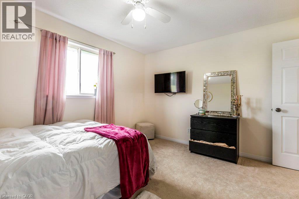 14 Anastasia Drive, Kitchener, ON - Indoor Photo Showing Bedroom