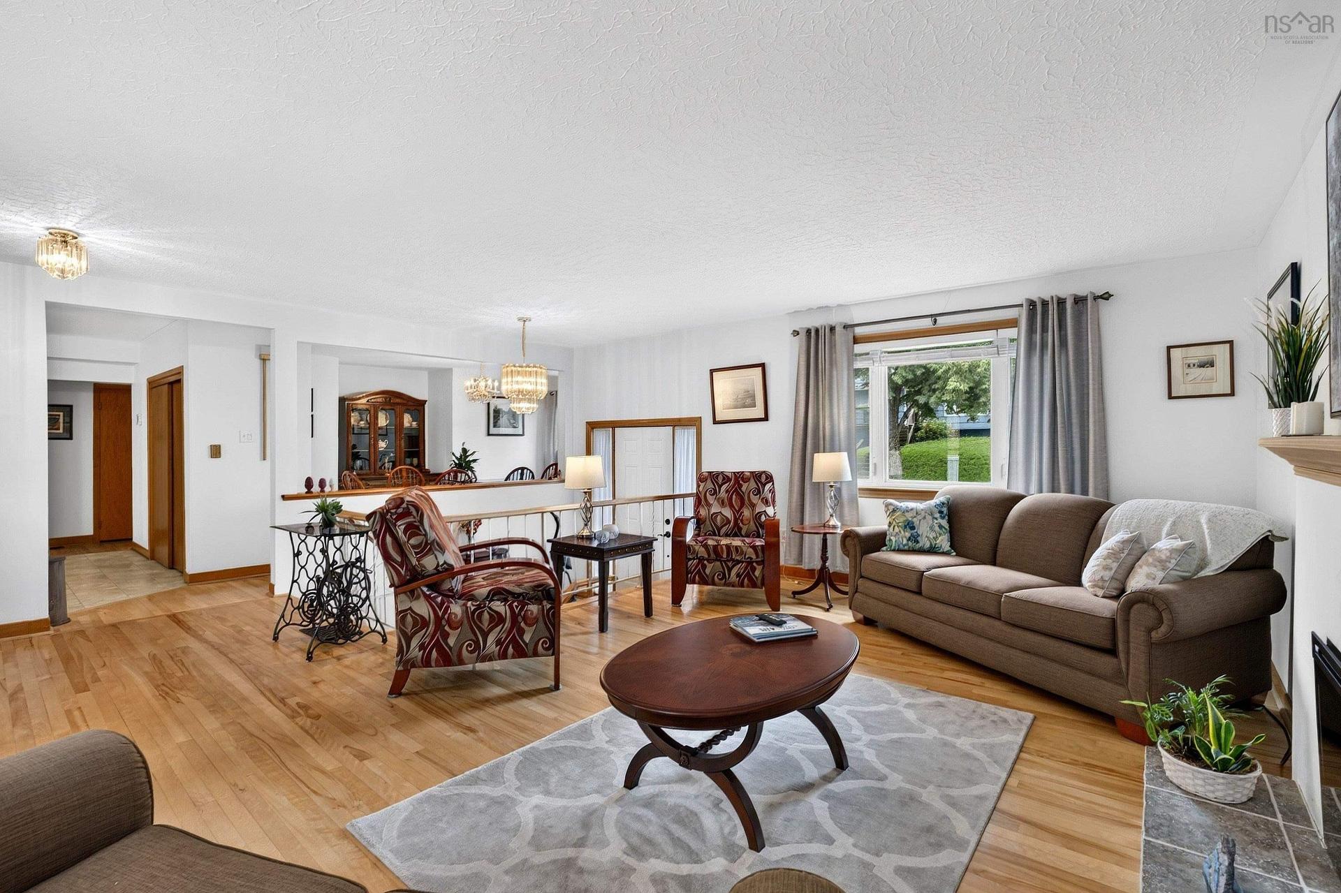 15 Cranston Ave,, Dartmouth, NS - Indoor Photo Showing Living Room