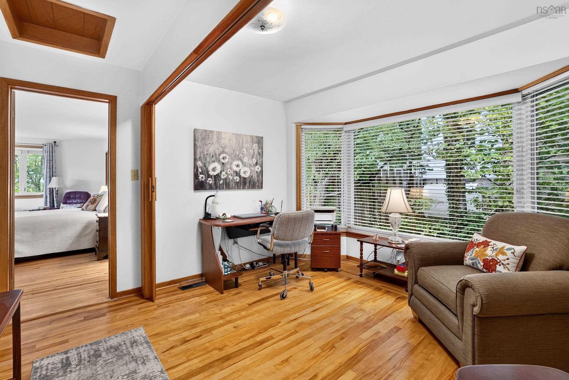 15 Cranston Ave,, Dartmouth, NS - Indoor