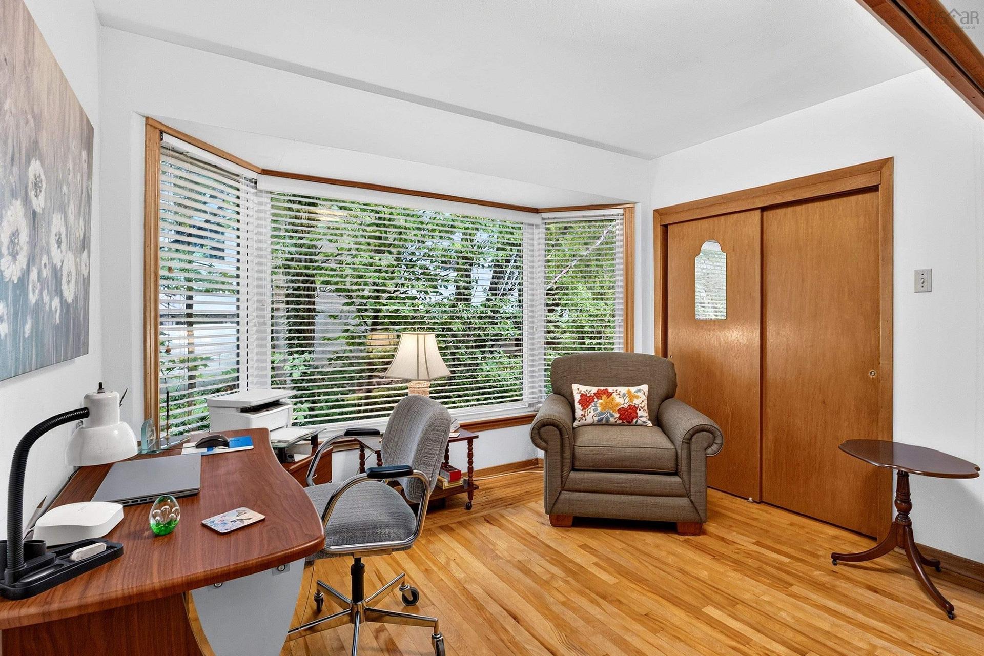 15 Cranston Ave,, Dartmouth, NS - Indoor Photo Showing Office