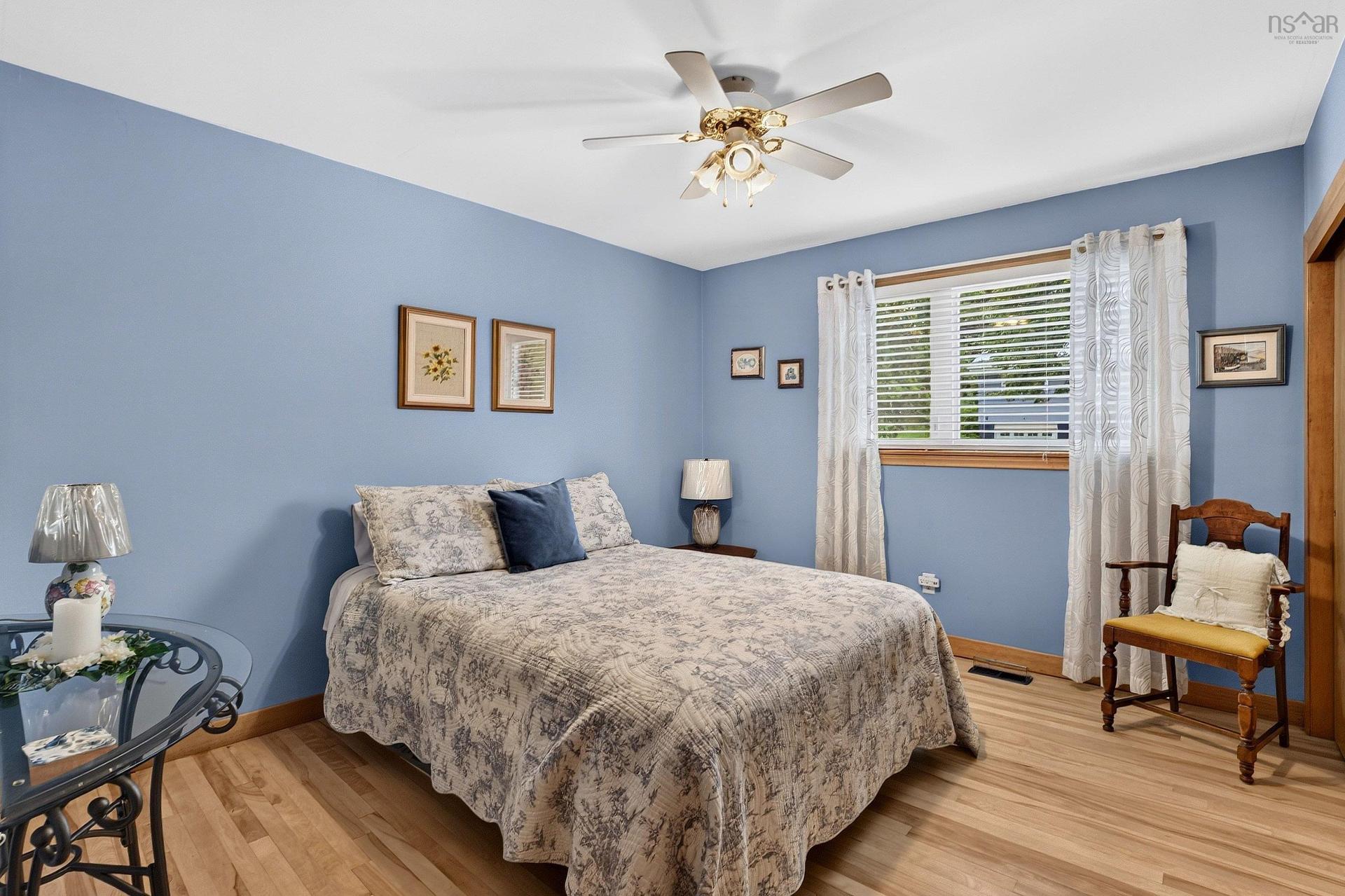 15 Cranston Ave,, Dartmouth, NS - Indoor Photo Showing Bedroom