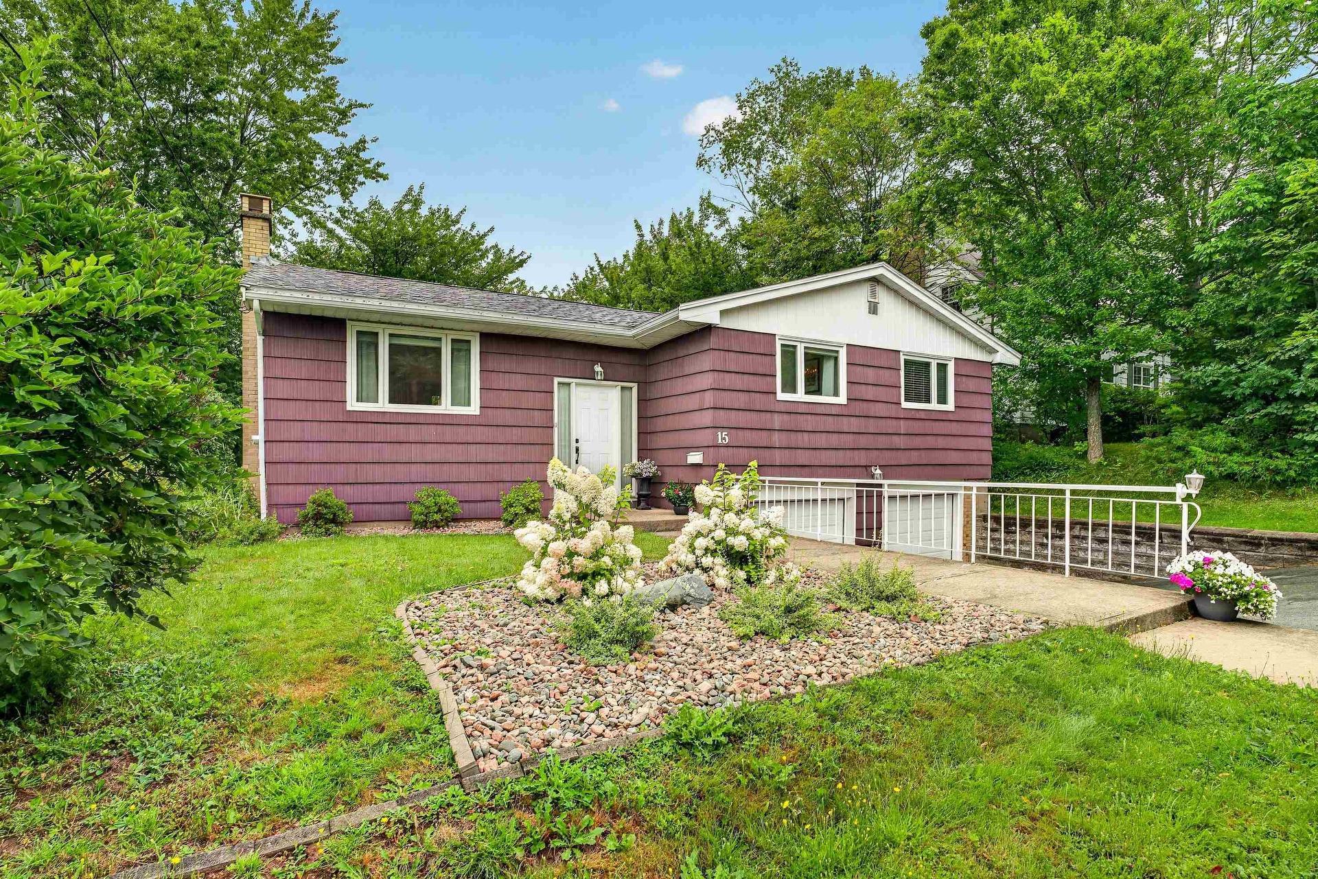 15 Cranston Ave,, Dartmouth, NS - Outdoor