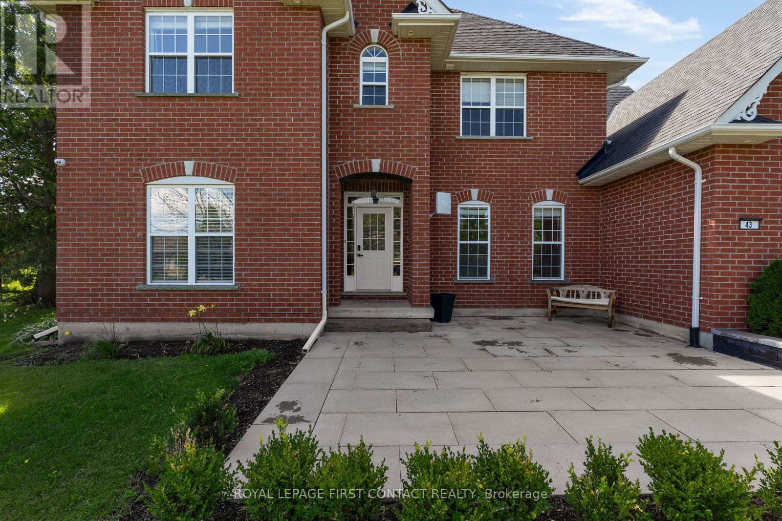 43 Vanderpost Crescent, Essa, ON - Outdoor With Exterior