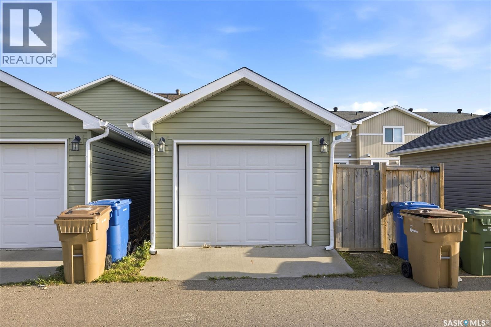 4606 Albulet Drive, Regina, SK - Outdoor With Exterior