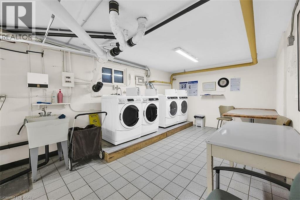9 Grant Boulevard Unit# 107, Dundas, ON - Indoor Photo Showing Laundry Room