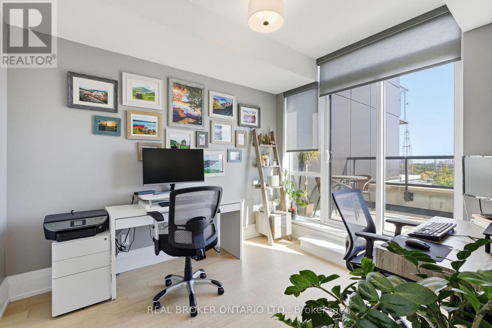 606 - 25 Malcolm Road, Toronto, ON - Indoor Photo Showing Office