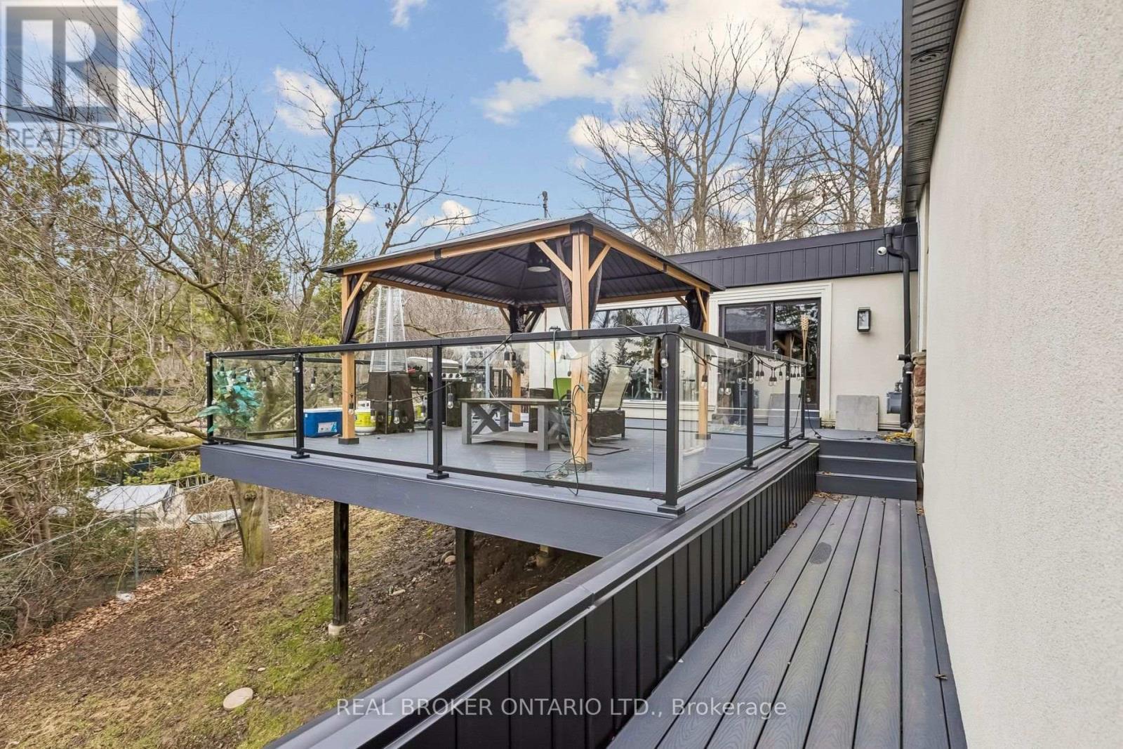 3 Chicopee Terrace, Kitchener, ON - Outdoor