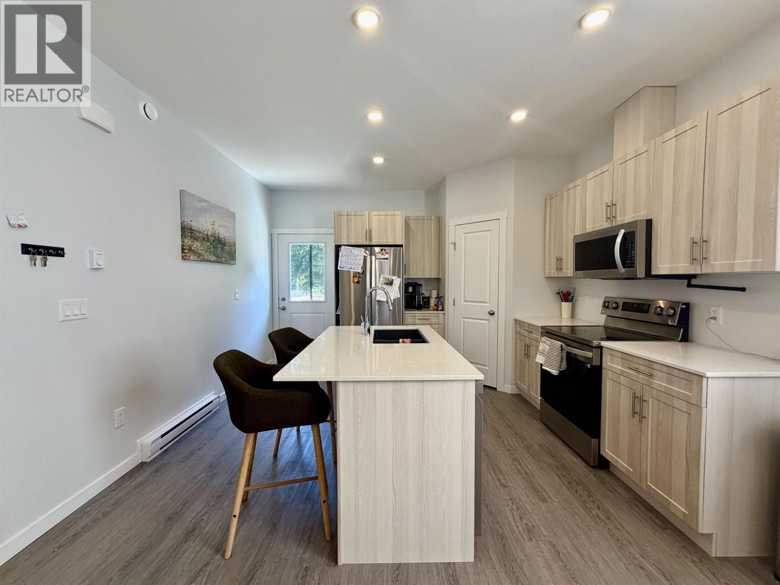 4654 Copper River Road, Terrace, BC - Indoor Photo Showing Kitchen With Double Sink