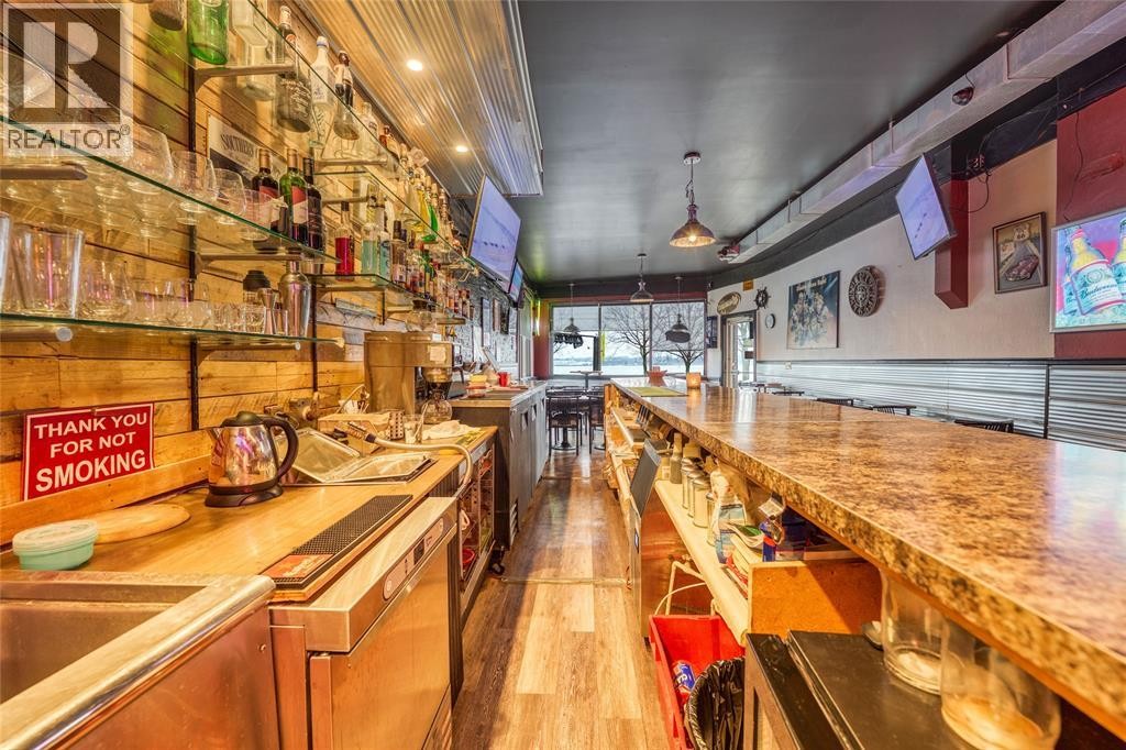 1548 St. Clair Parkway, St Clair, ON