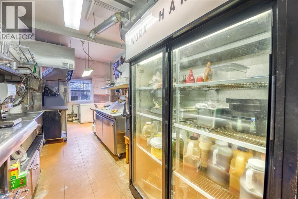 1548 St. Clair Parkway, St Clair, ON