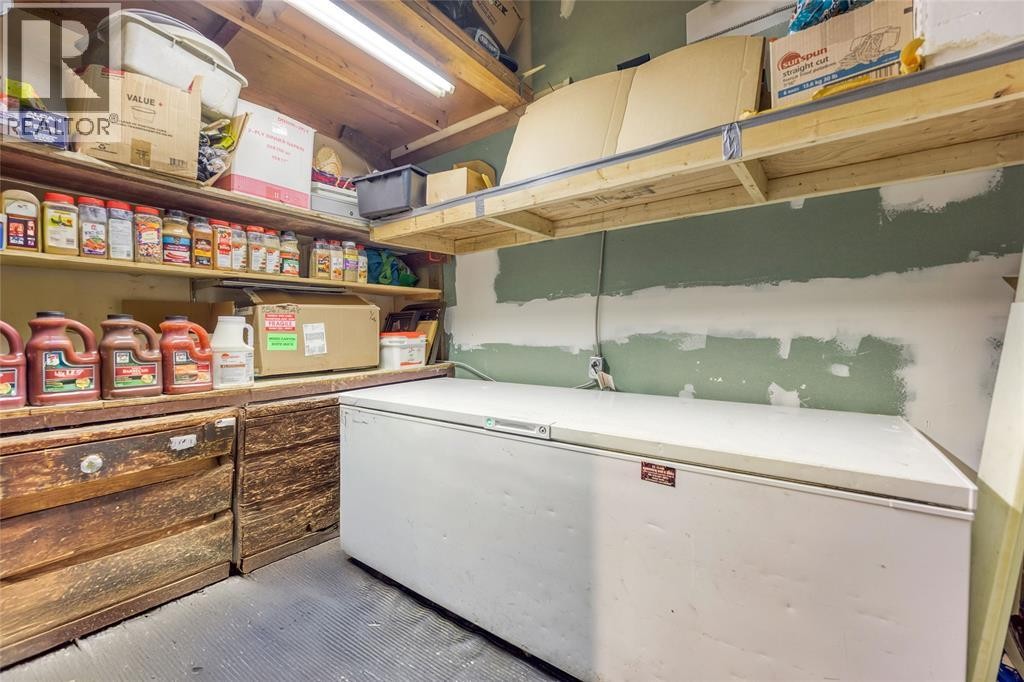 1548 St. Clair Parkway, St Clair, ON