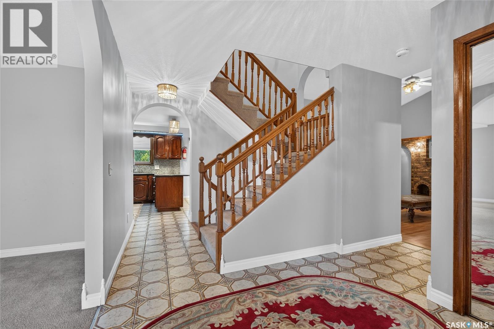2054 Braun Bay, Regina, SK - Indoor Photo Showing Other Room