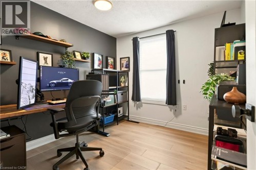 107 Reid Avenue N, Hamilton, ON - Indoor Photo Showing Office