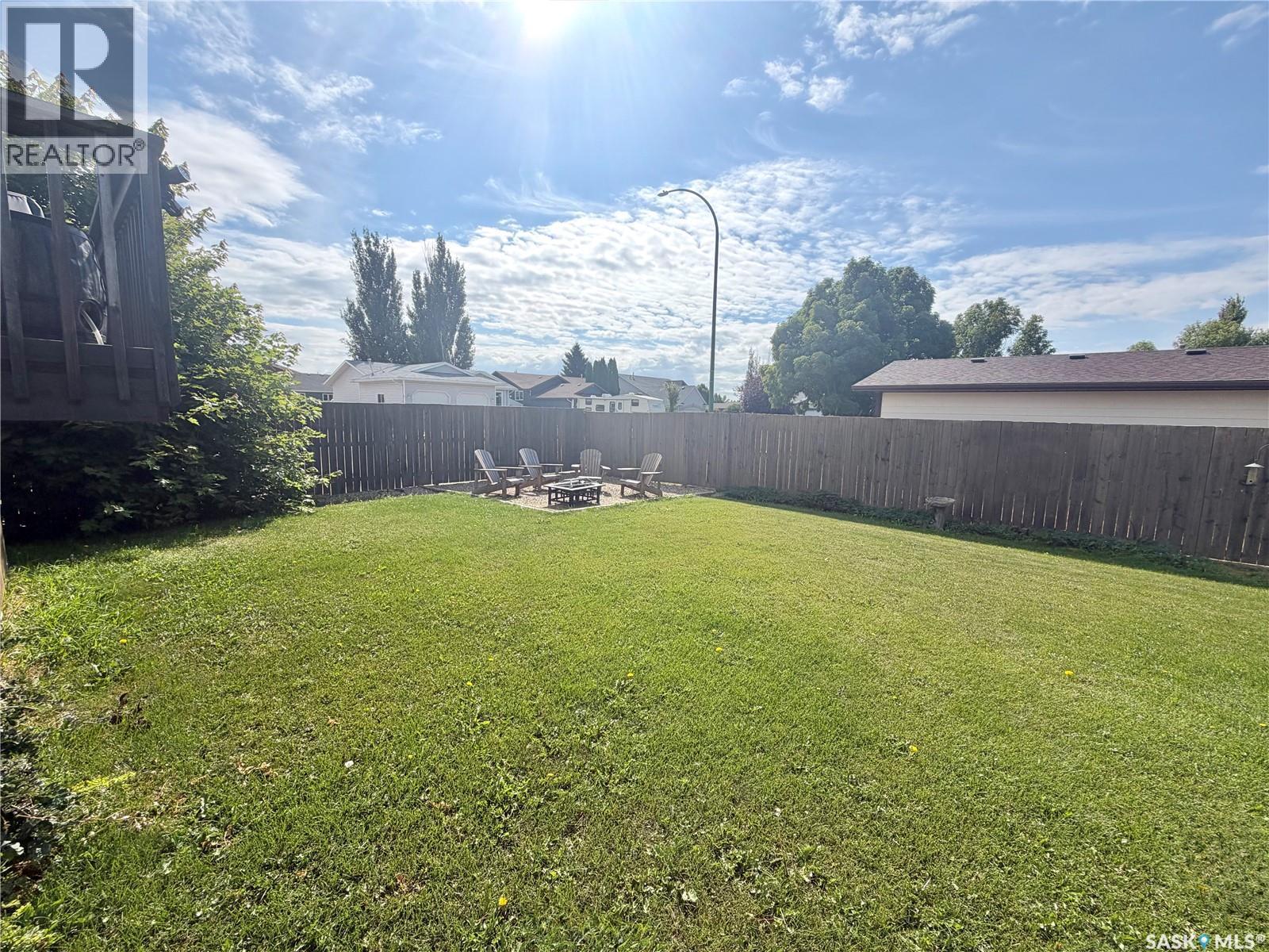 10339 Bunce Crescent, North Battleford, SK - Outdoor