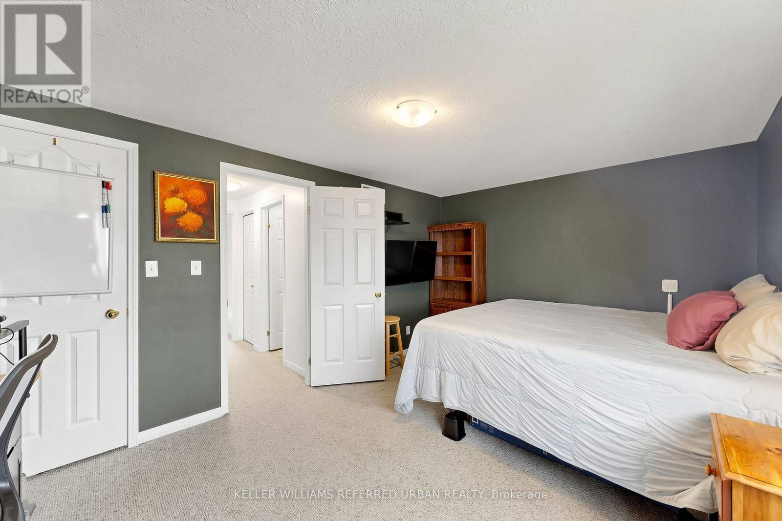38 Activa Avenue, Kitchener, ON - Indoor Photo Showing Bedroom