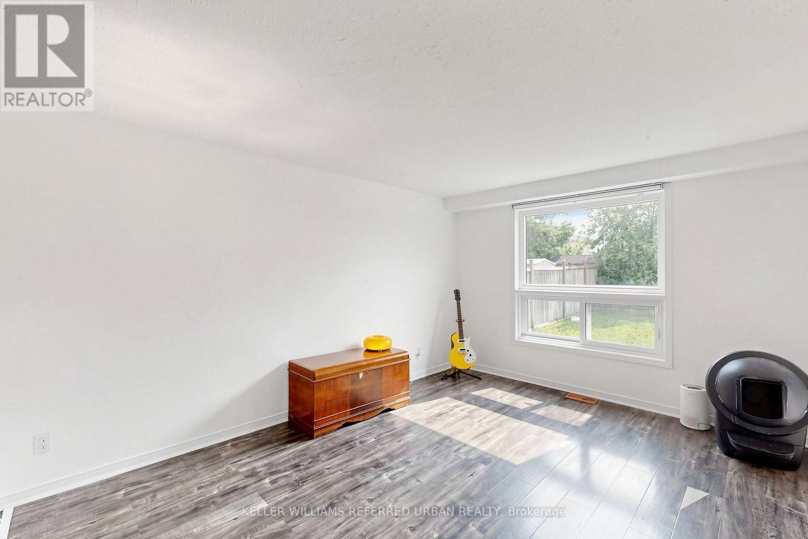 38 Activa Avenue, Kitchener, ON - Indoor Photo Showing Other Room
